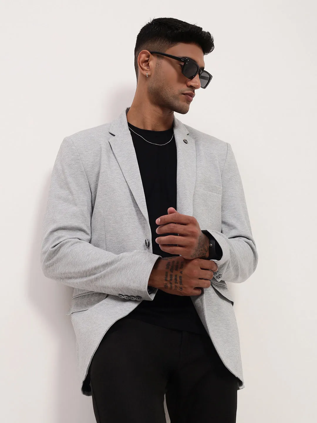 Men Grey Slim-Fit Notched Lapel Single-Breasted Cotton Blazer