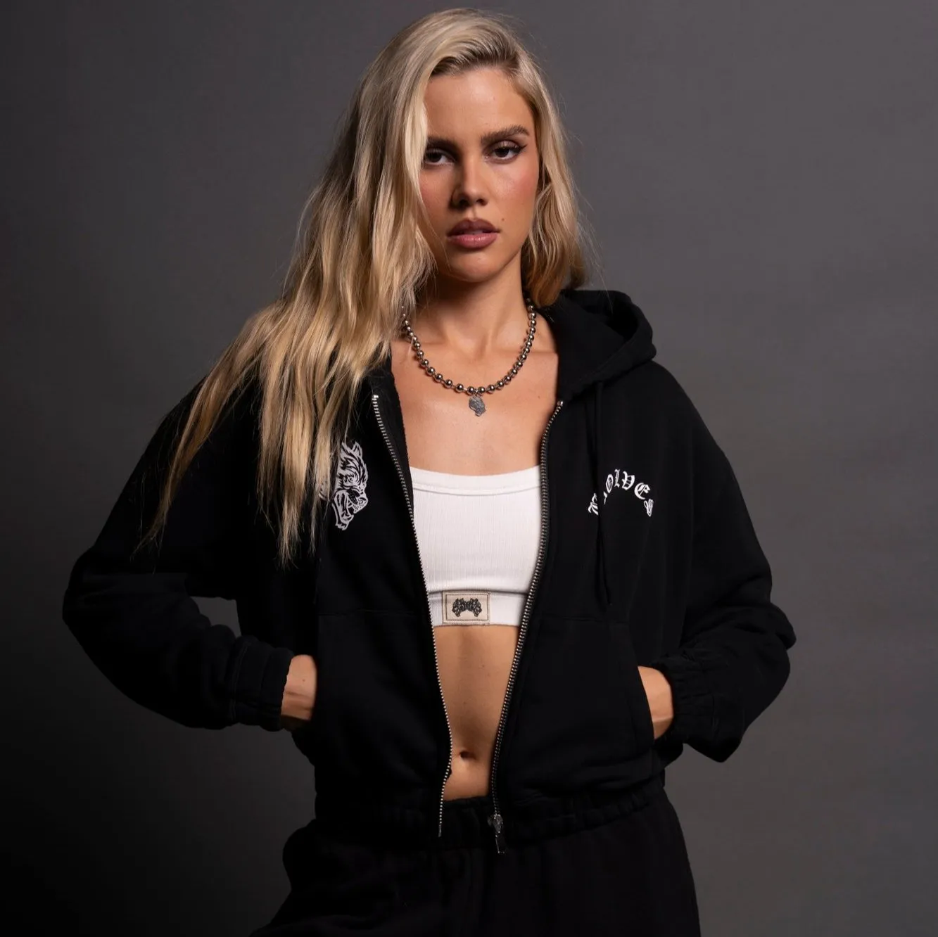 Wolf Chopper "Chambers" (Cropped) Zip Hoodie in Black