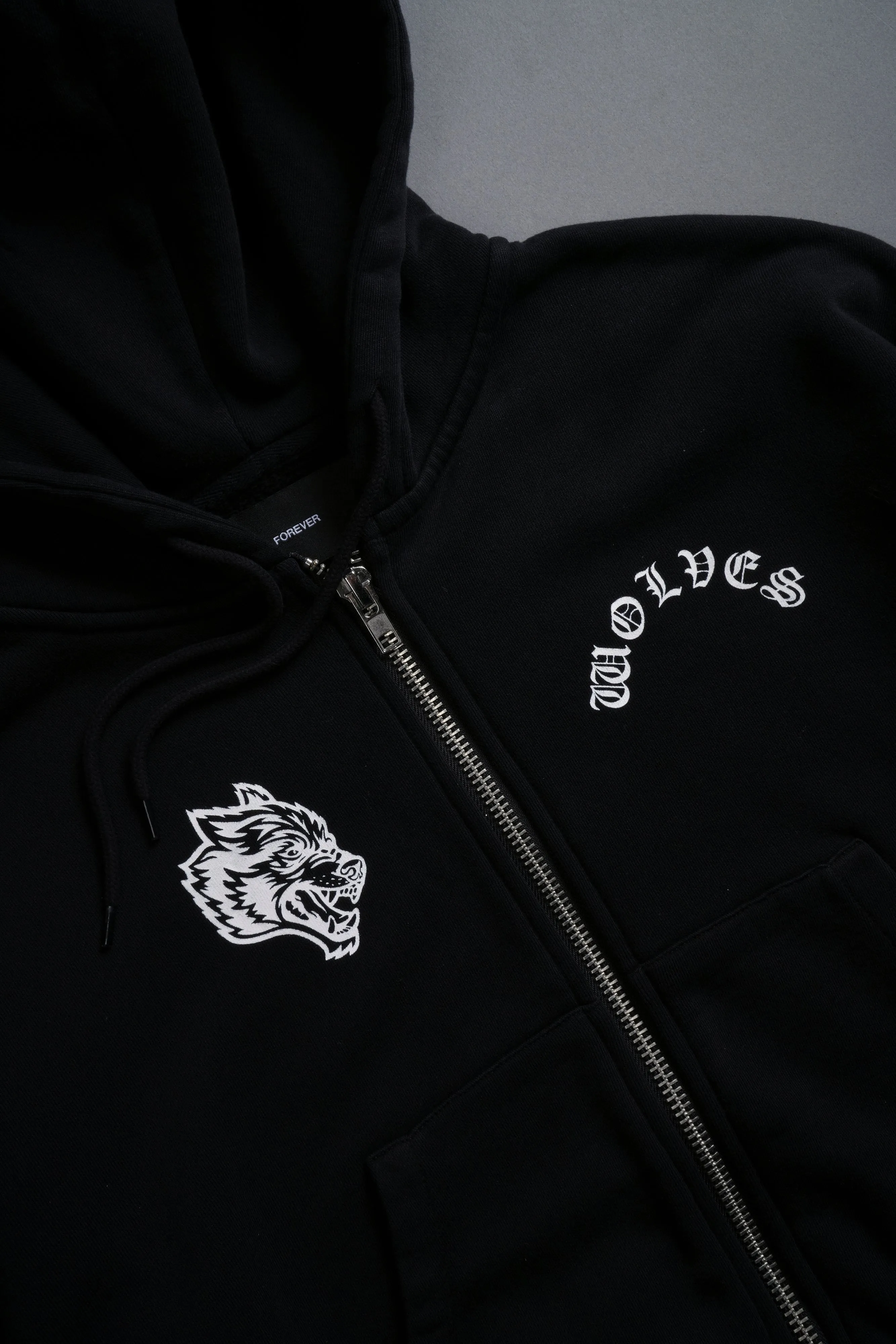 Wolf Chopper "Chambers" (Cropped) Zip Hoodie in Black