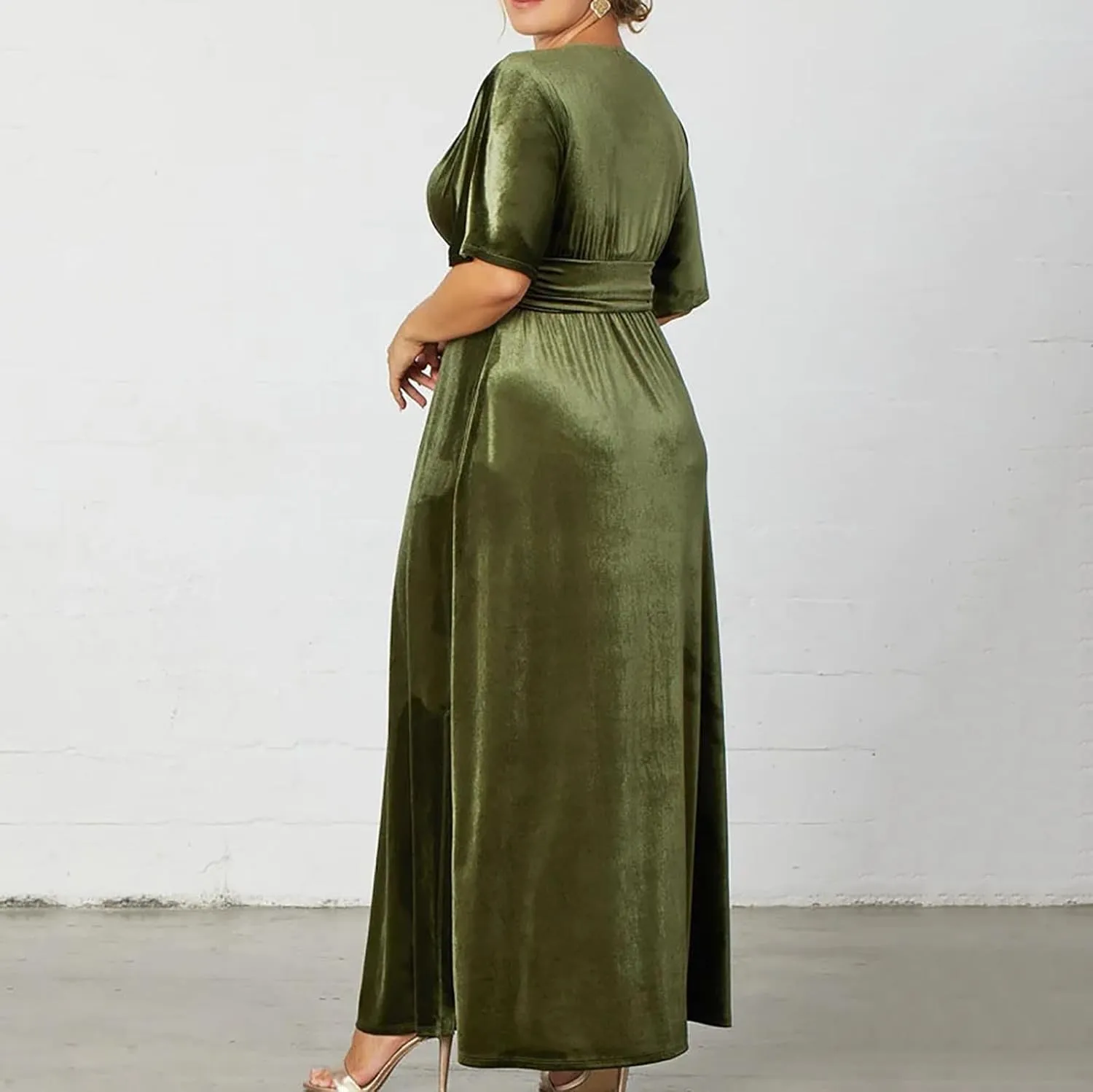 Womens Plus Size Short Sleeve Flowy Midi Dresses Summer Casual V Neck Dress Solid Cocktail Party Dress with Pockets